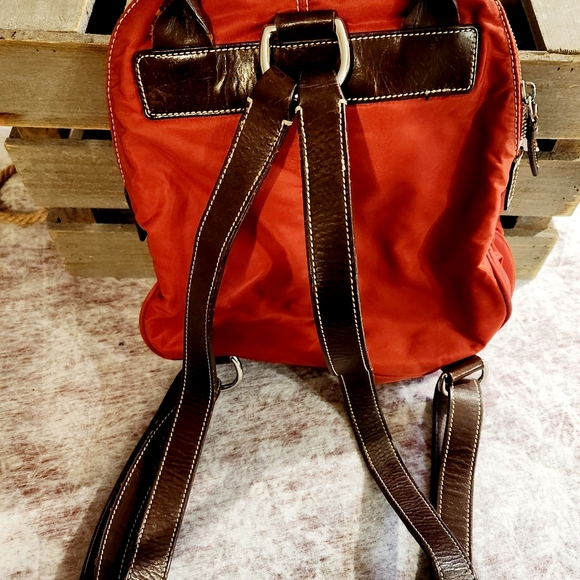 Dooney & Burke red backpack - Picture 3 of 5